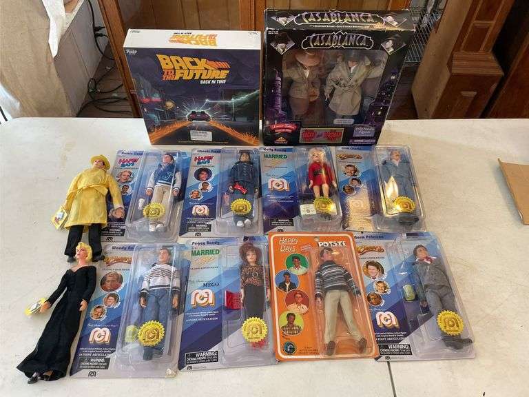 Happy Days, Cheers & Casablanca Collectible Figures