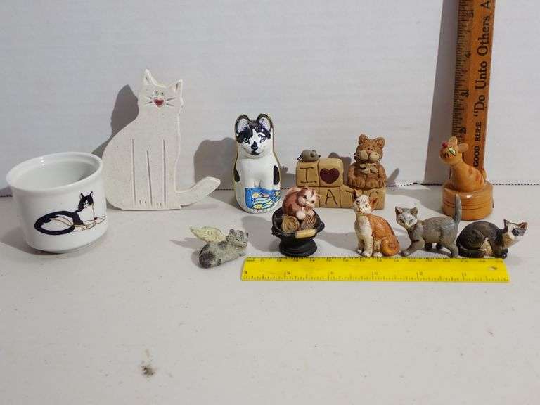 Collection of Kitten miniatures and more!  See all photos.