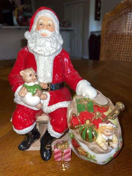 Royal Albert Santa