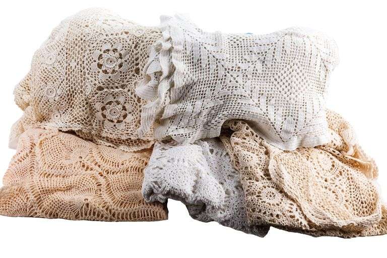 5 Handmade Crocheted Tablecloths