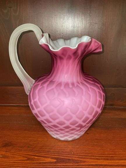 Satin pitcher