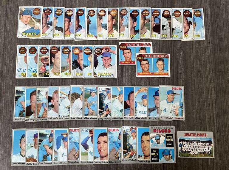 Assorted Vintage Seattle Pilots Baseball Cards