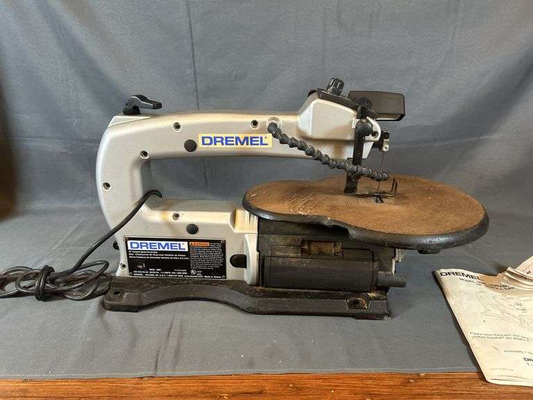 Dremel 16” Variable Speed Scroll Saw