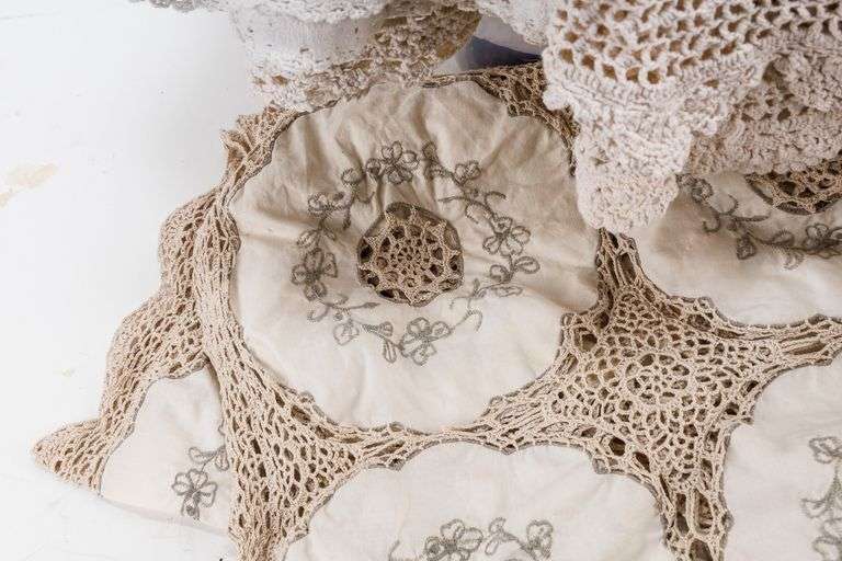 Handmade Crocheted Tablecloths and Placemats