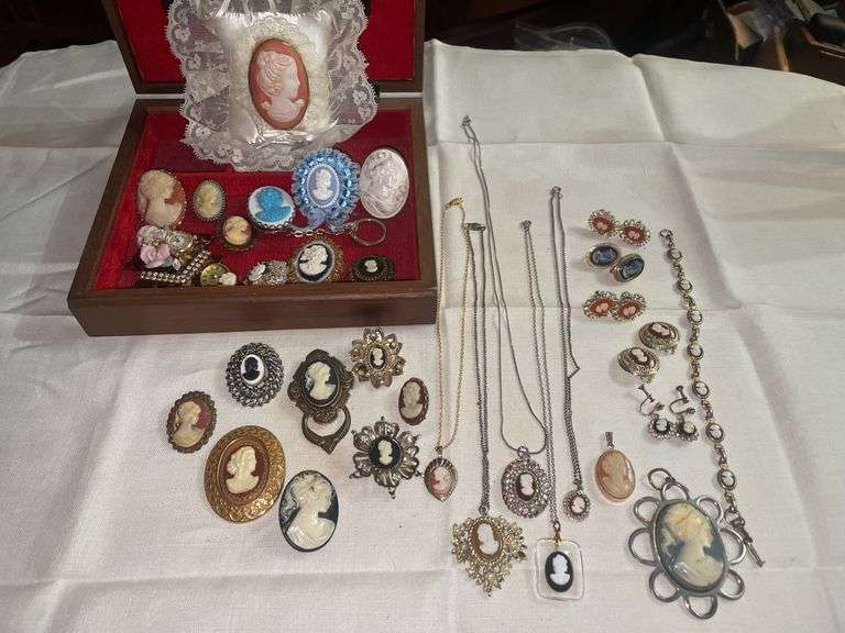 Cameo Jewelry