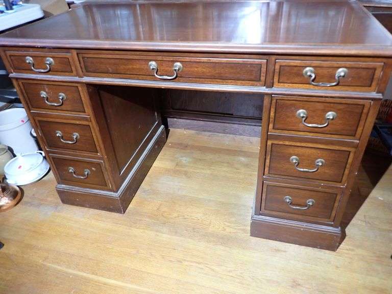 Beautiful 7 Drawer Pedestal Desk with Dovetail corners & Inlaid wood.  Minor wear- solidly built.