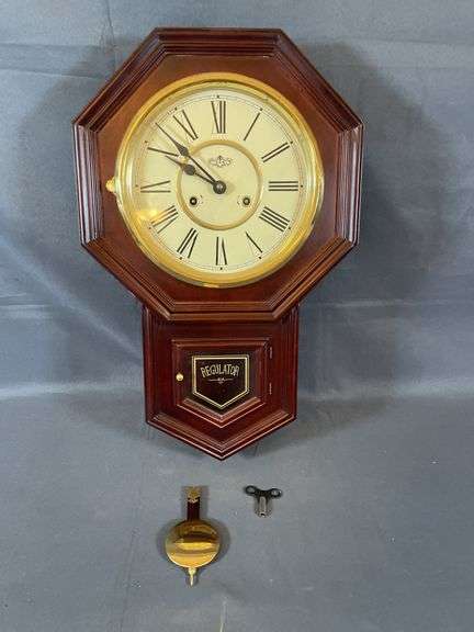 Regulator Clock