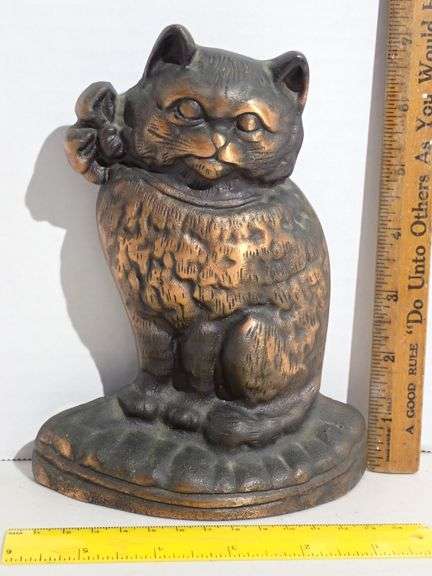 Cat Kitty Figurine Doorstop Cast Iron With Bow Copper Bronze Tone Vintage Heavy Excellent condition