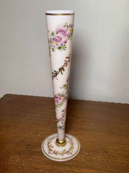 Cambridge glass bud vase