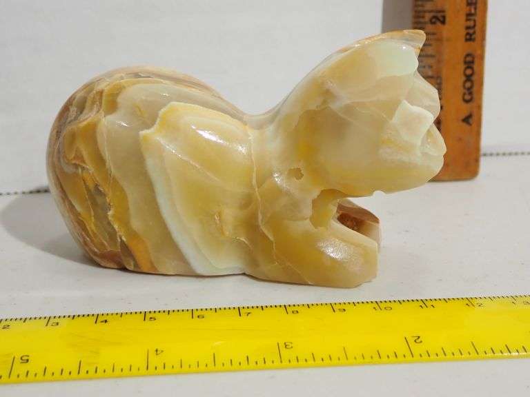 Carved Marble Onyx Kitten - Mint condition