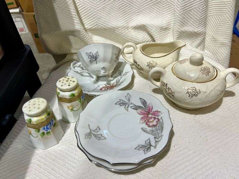 China Accessory Lot