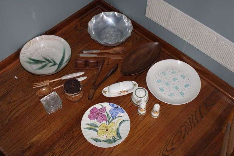 China, Wood & Metal Serveware