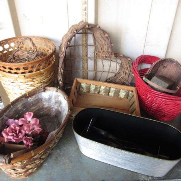 Small wicker basket 14'' x 10'' x 7'', heart basket 15'' x 15'' and more