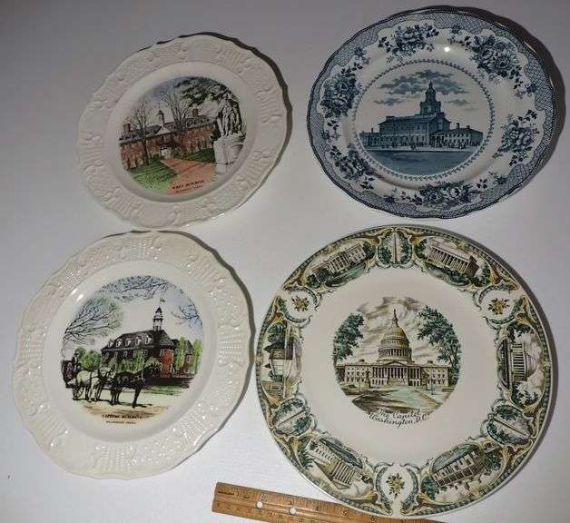 Mid Century Collector/Souvenir Plates