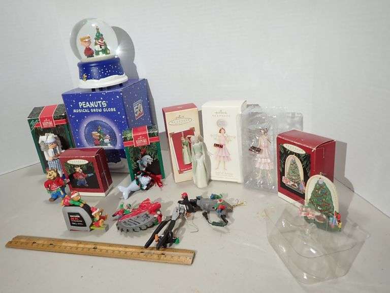 Vintage Collection of Christmas in Excellent condition