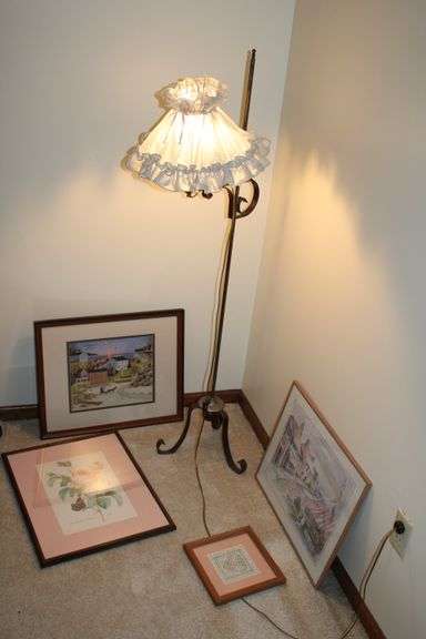 Floor Lamp & Framed Prints