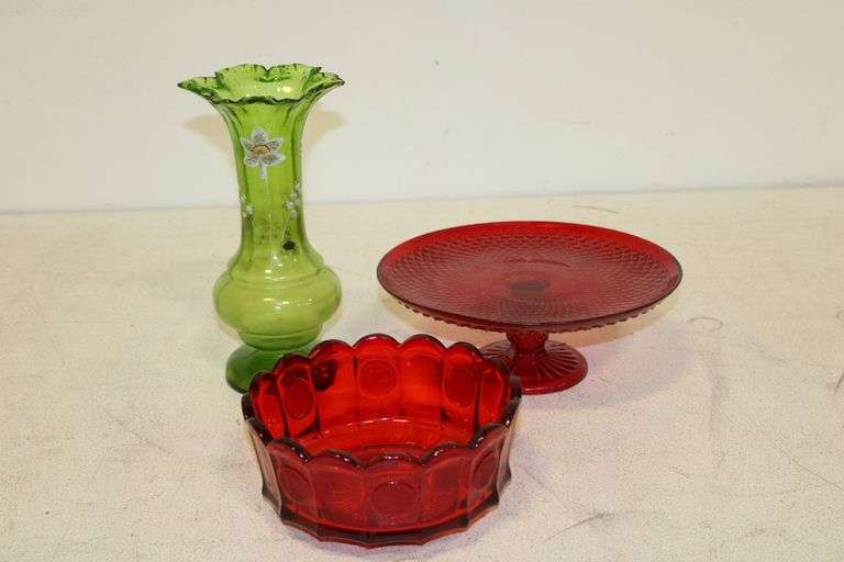 Red & Green Glassware
