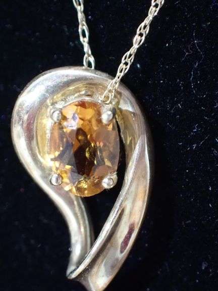 Ceramic Jewelry box w/10k gold Citrine Pendant & 10k Gold 18" necklace (1.62g)