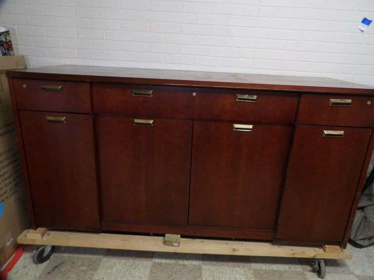 Sideboard/Credenza