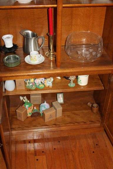 Figurines, Glass Bowl & Décor