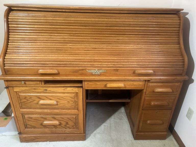 Amish-Made Roll-Top Desk