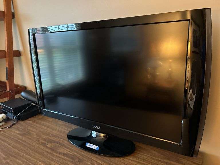 Vizio TV - 42 inch