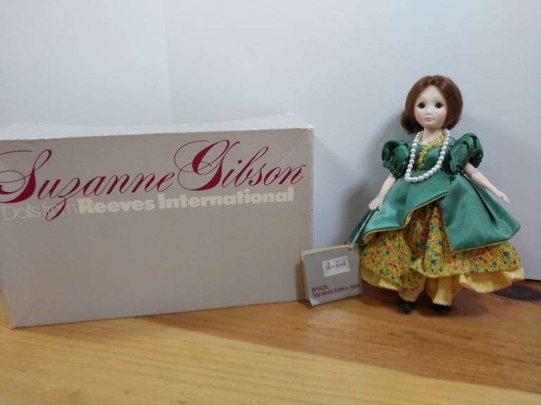 Suzanne Gibson Doll: Brazil from Signature Edition