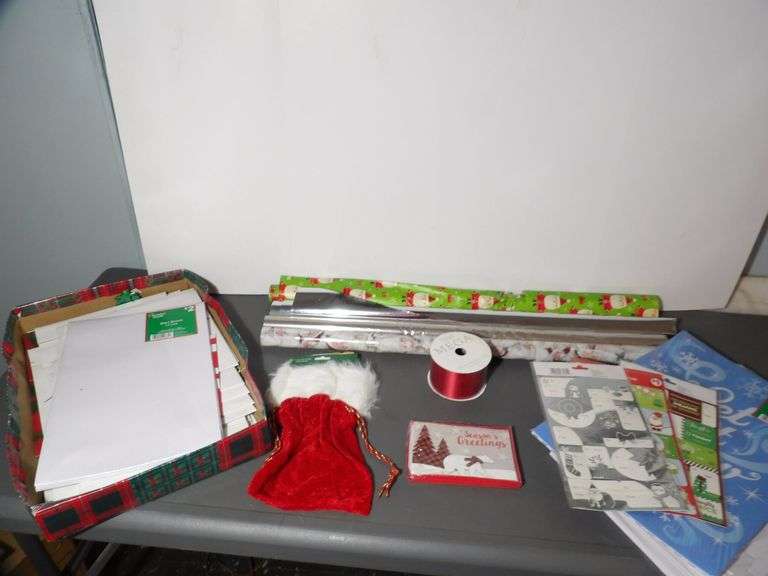 Christmas Gift Wrapping