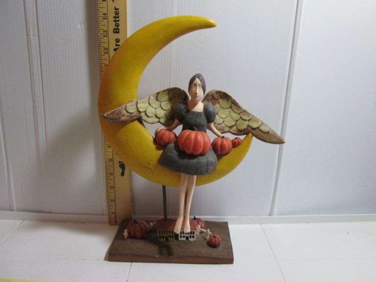 Resin Pumpkin Moon Angel 15"