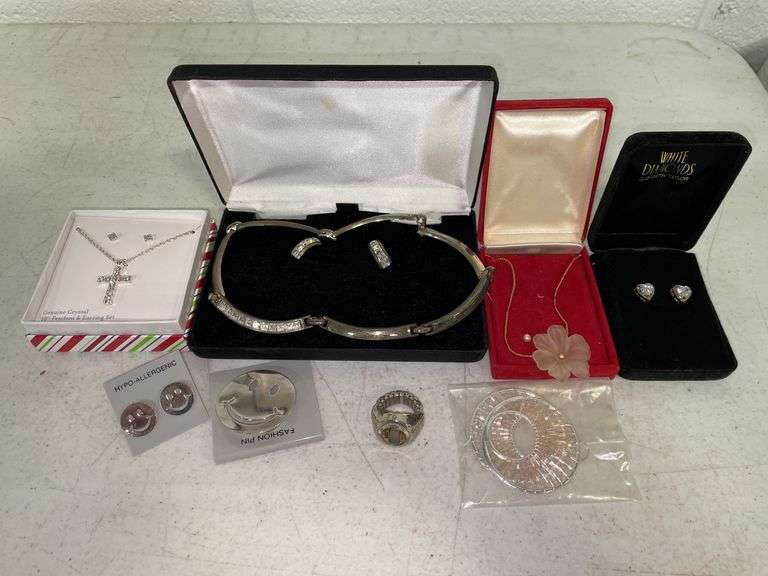 Jewelry sets