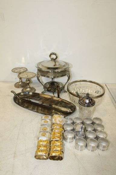 Metal Serveware, Napkin Rings & Décor