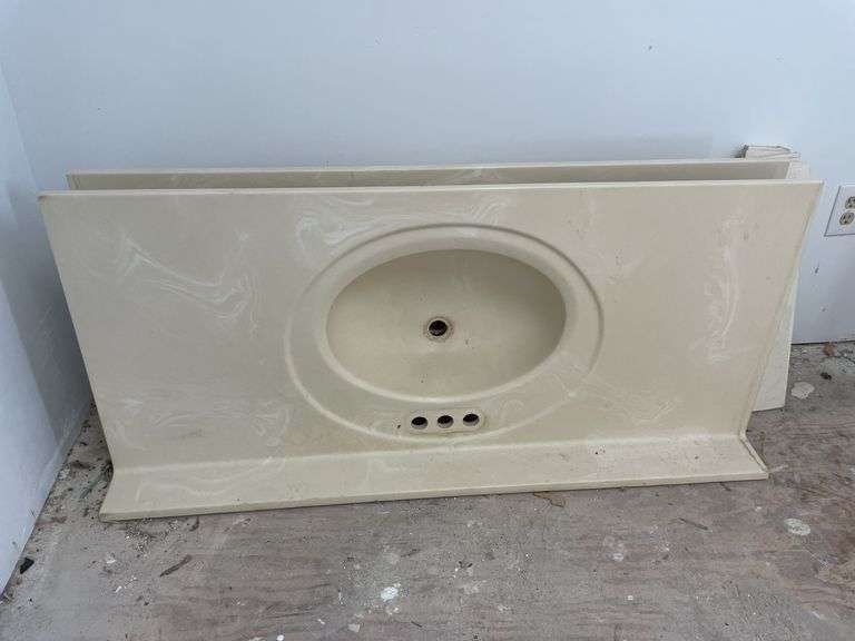Bathroom sink