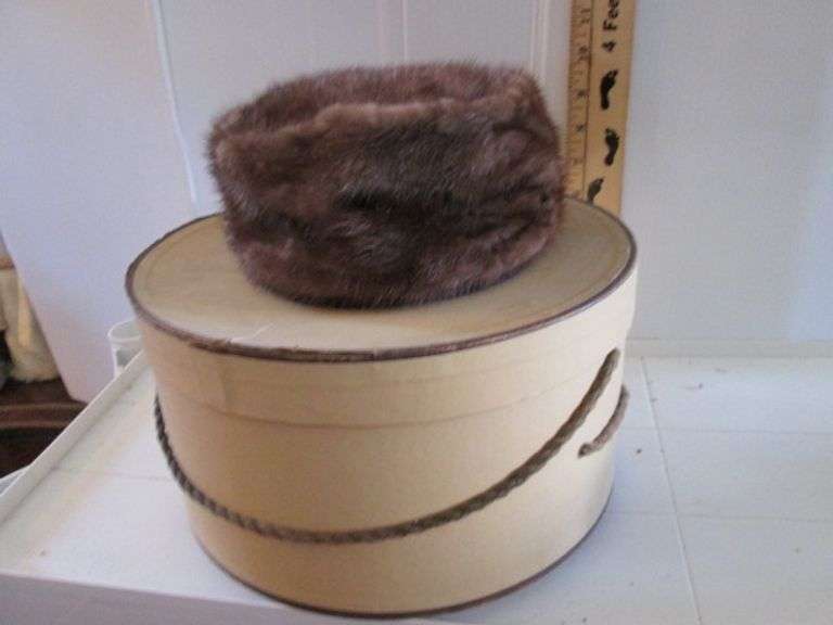 Jean Arlett Union Made Hat With Box