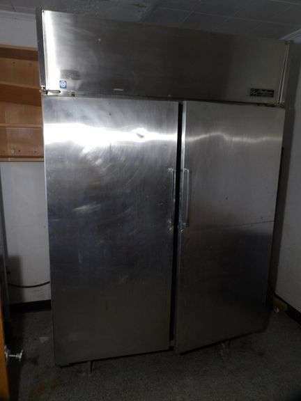 Commercial Refrigerator