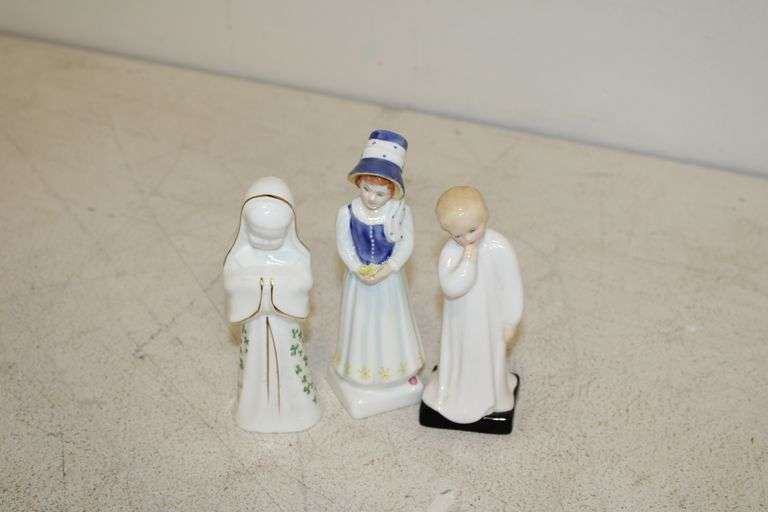 Royal Tara & Royal Doulton China Figures
