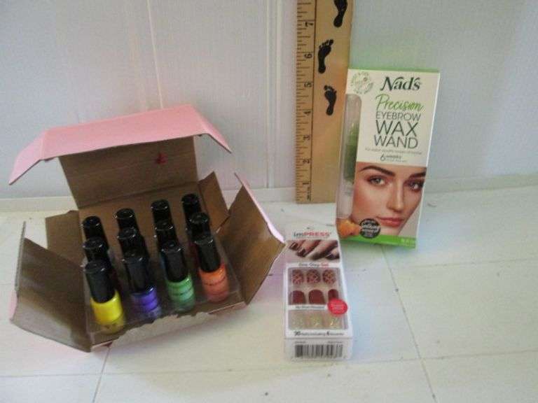 Nail Polish Press On Nails & Eyebrow Wax
