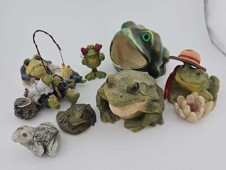 Frog Figurine Lot