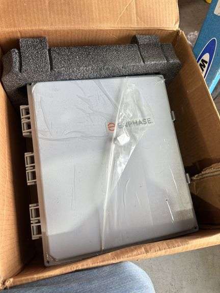 Enphase power Box