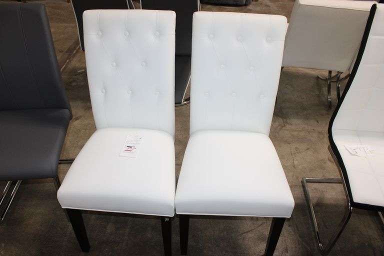 Safavieh White Counter Stools