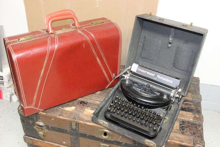 Vintage Typewriter & Case