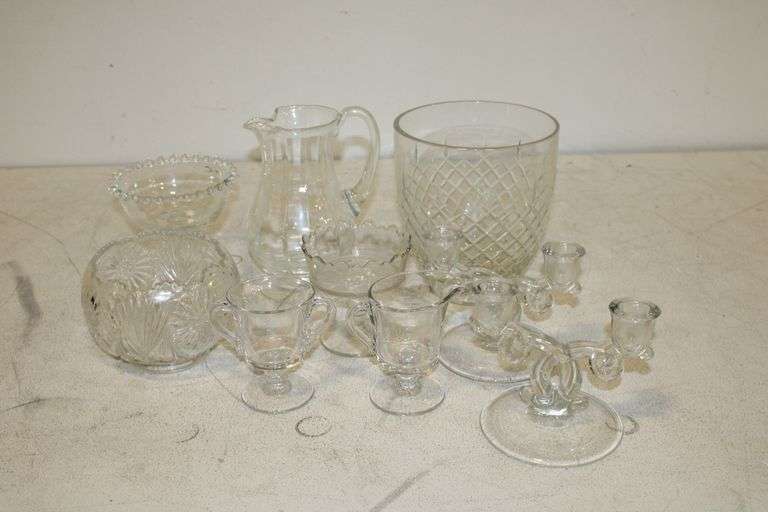 Glass & Crystal Serveware & Décor