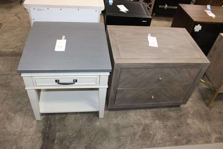 End Table & Nightstand