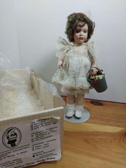 Doll: Wendy Lawton - Spring Blossom Toddler from Seasons Series.