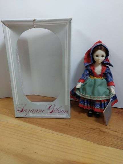 Suzanne Gibson Doll:
 Sardinia, Signature Edition