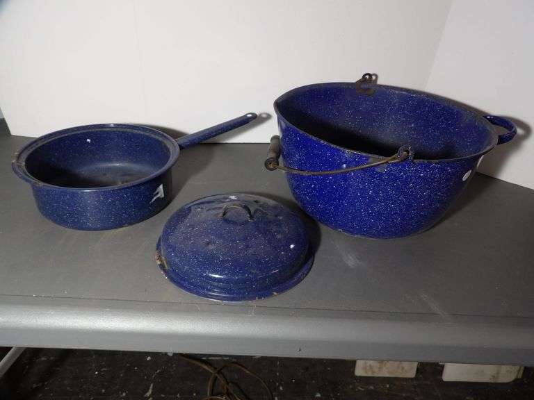 Vintage Granite Wear