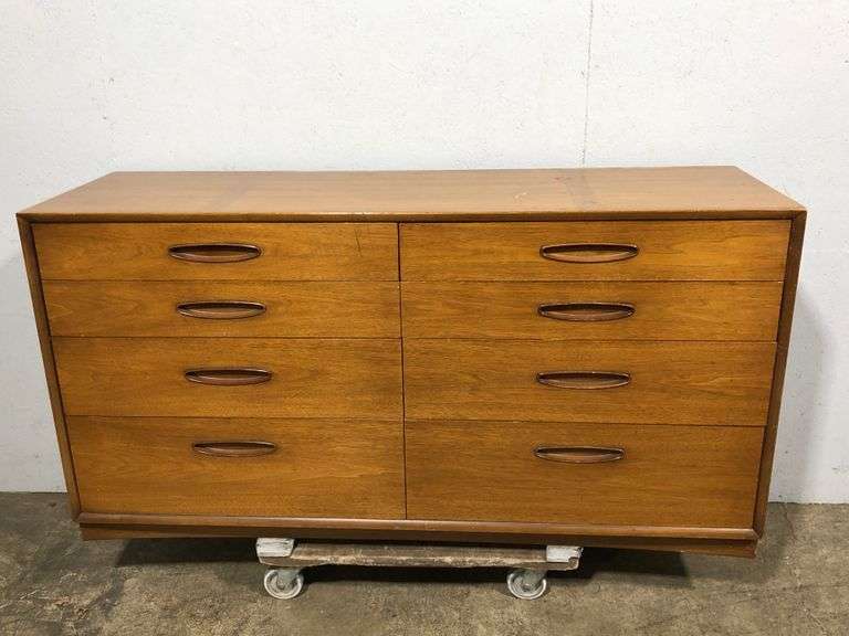 Henredon MCM Dresser