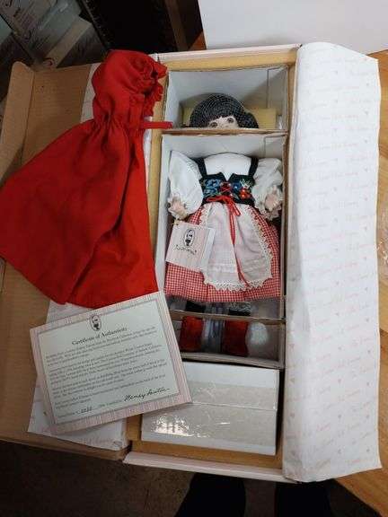 New Doll: Wendy Lawton - Red Riding Hood, Limited Edition #30/2500