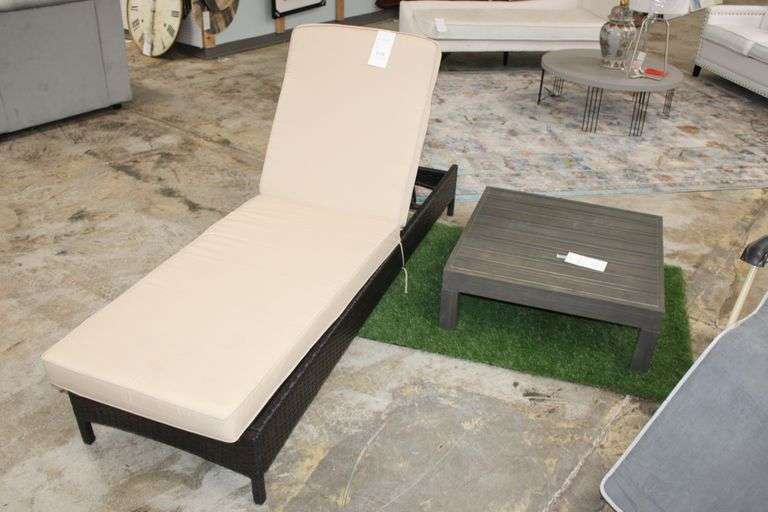 Patio Chaise Lounge & Table