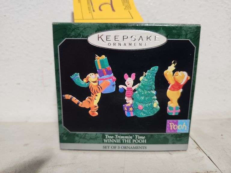 1998 Hallmark Keepsake Tree-Trimin' Time Winnie The Pooh