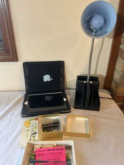 Charging Desk Lamp